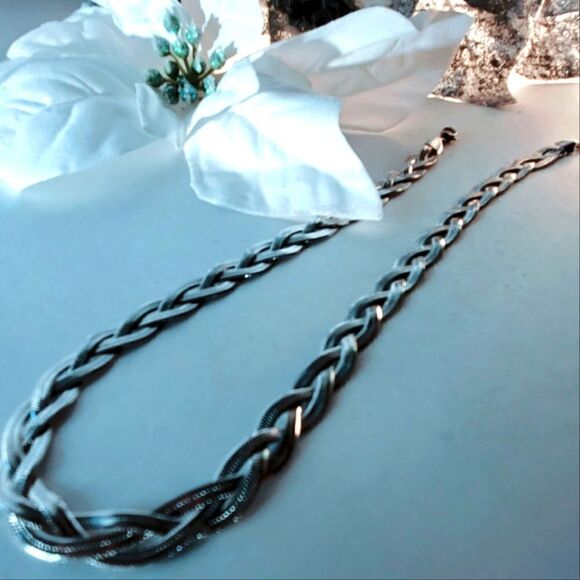 Polished Silver Rope Necklace with Intricate Design - Picture 2 of 11